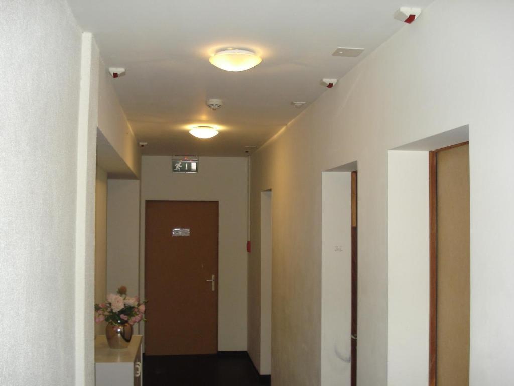 بيت الشباب Lion Lodge Luzern الغرفة الصورة